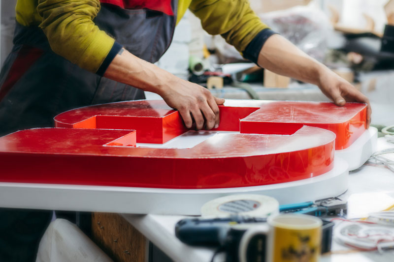 manufacturing and fabrication of plastic sign lettering